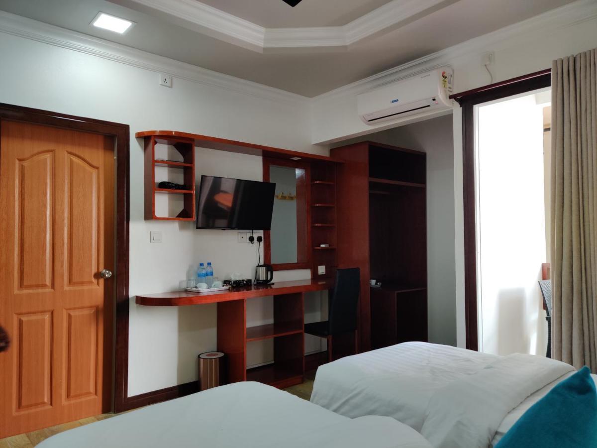 Athens View Hotel กุราอิธู ภายนอก รูปภาพ
