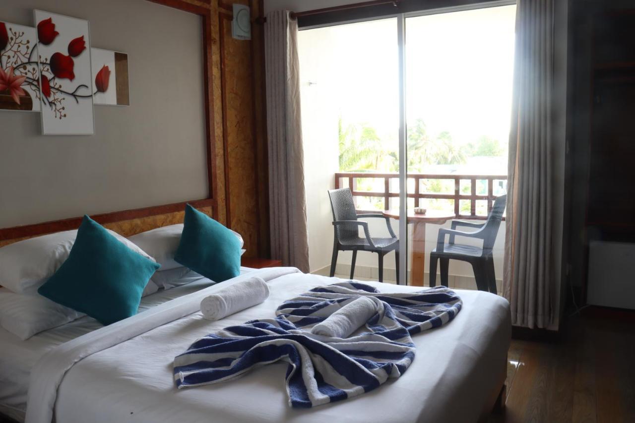 Athens View Hotel กุราอิธู ภายนอก รูปภาพ